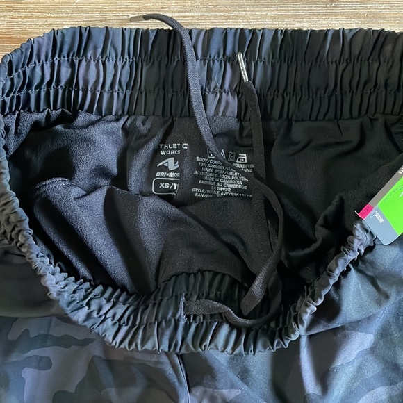 NWT Athletic Works Camo Set - Picture 7 of 11